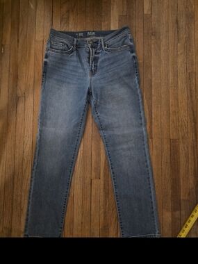a.n.a High-Rise Blue Denim Straight Skinny Jeans